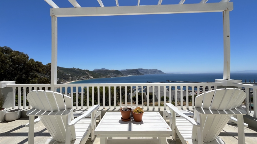 4 Bedroom Property for Sale in Simons Kloof Western Cape